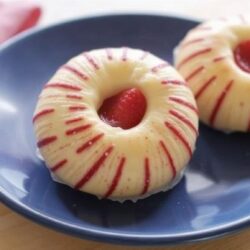 Быстрые пирожки на кефире: тесто за 15 минут и начинка на любой вкус